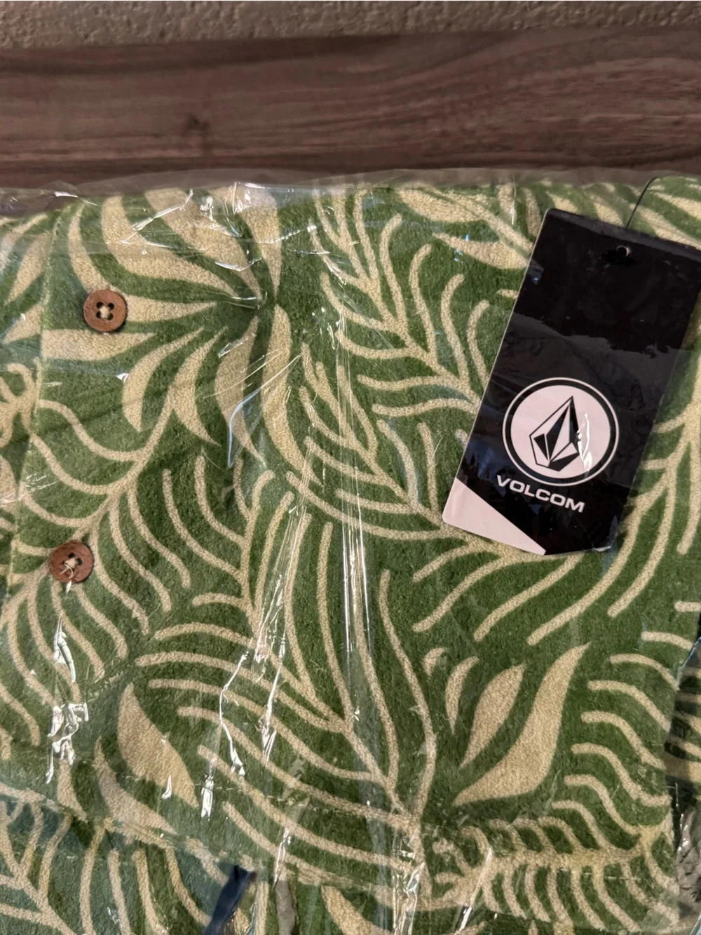 NWT Volcom Little Boys Terry Towel Short-sleeve Shirt/Shorts Set, Size 6